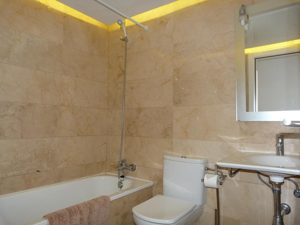 El Salon, Nerja Bluewater Villas Экстерьер фото
